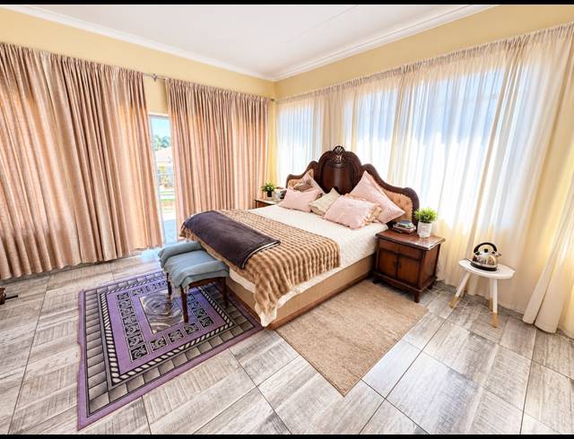 4 BEDROOM HOUSE FOR SALE IN REYNO RIDGE
